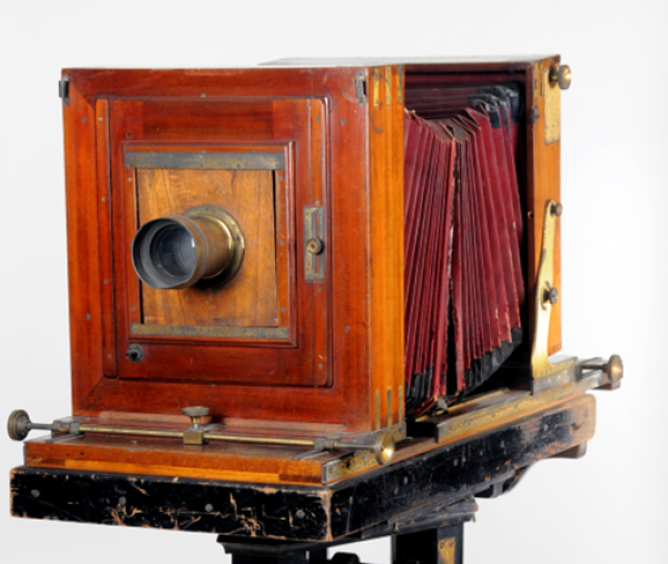 Wooden Victorian studio camera
