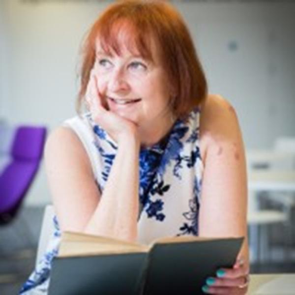 Image of Professor Ruth Robbins