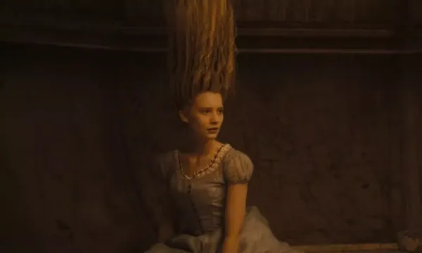 A slide from the 2010 film, "Alice In Wonderland"