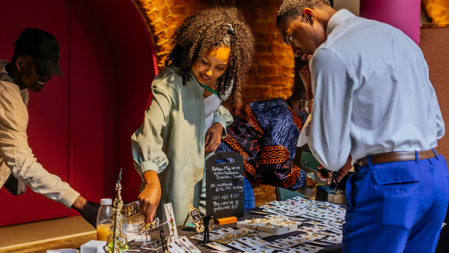 Shoppers & Vendors