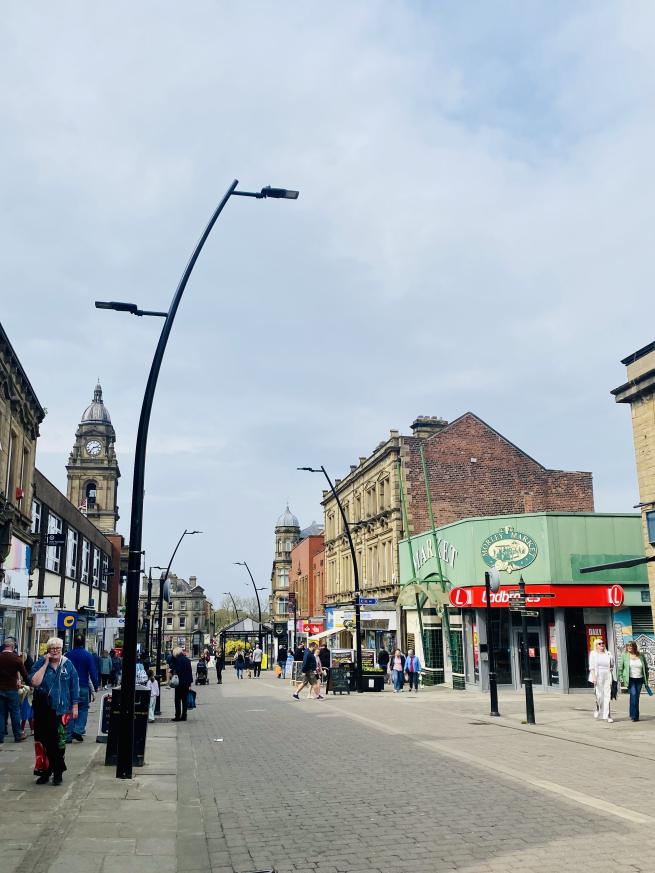 Street view of Queen Street in Morley