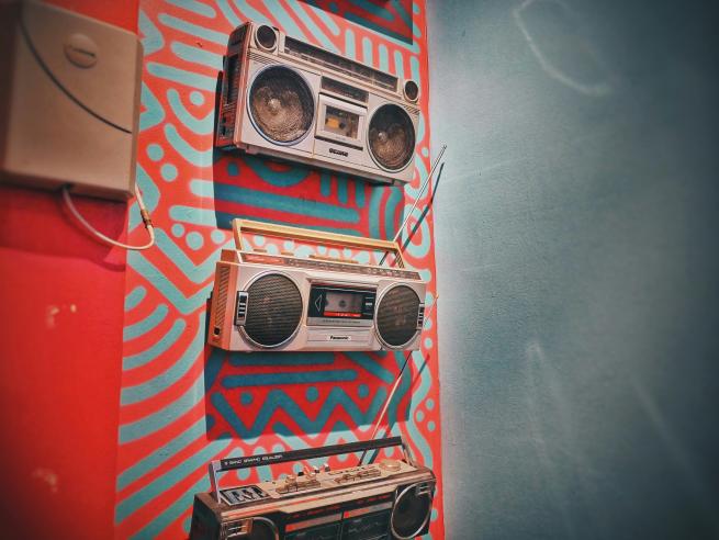 BOOM BOXES