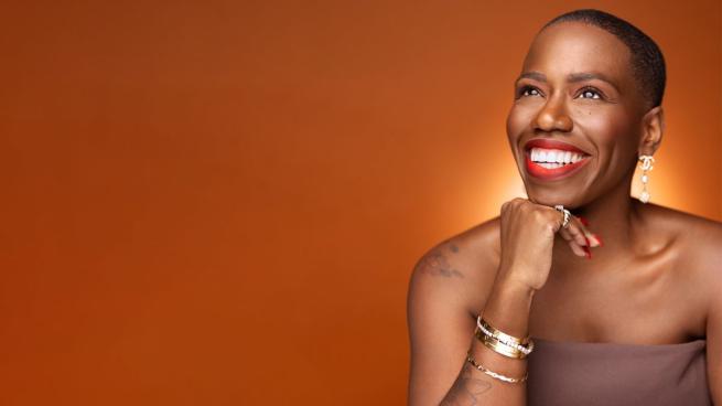 Photo of author Candice Brathwaite smiling