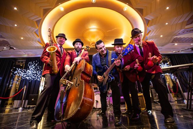 Dominic Halpin & The Honey B's