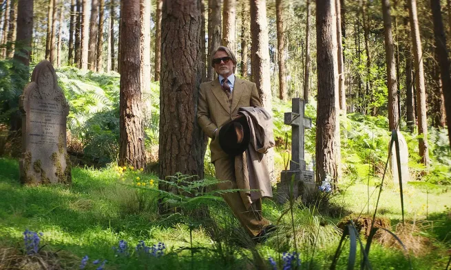 A still from the film "Wake Up Dead Man: A Knives Out Mystery"