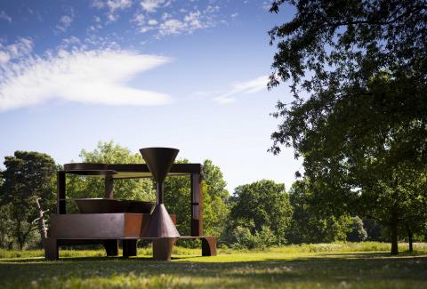 Anthony Caro ‘Forum’ 1992-94 Courtesy Barford Sculptures Ltd and YSP Photo © Jonty Wilde