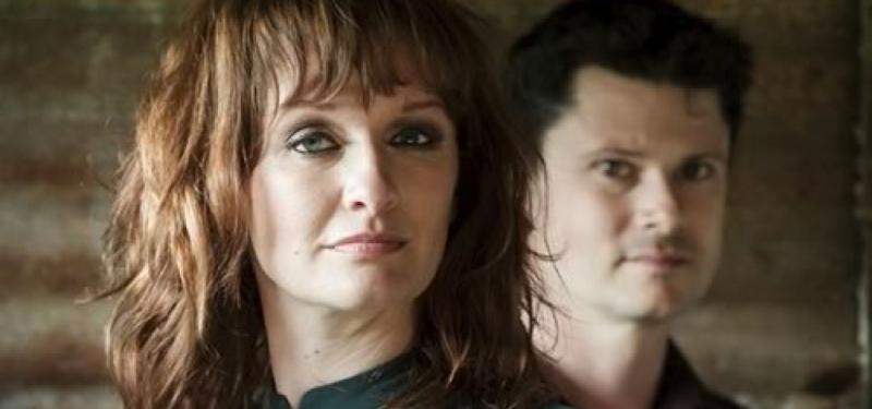 Kathryn Roberts & Sean Lakeman - 'On Reflection' Tour