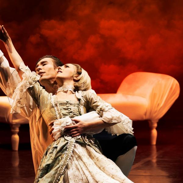 Antoinette Brooks-Daw and Joseph Taylor in Dangerous Liaisons.