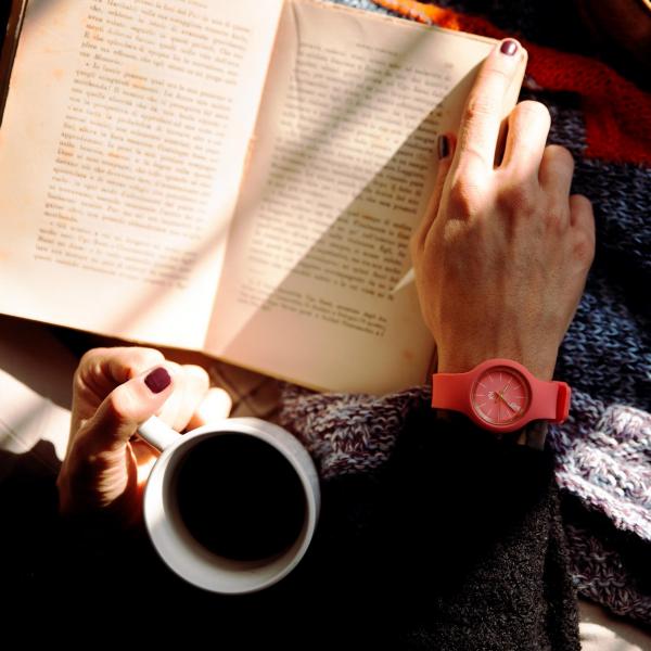 #LeedsReadsBookClub: The Wife Between Us